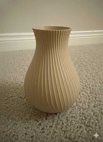 Elegant Ribbed Vase photo 4